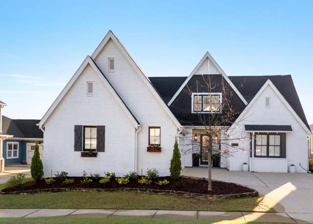 Property at 1562 Wilborn Run, Hoover, AL 35244, 4 beds, 3 baths
