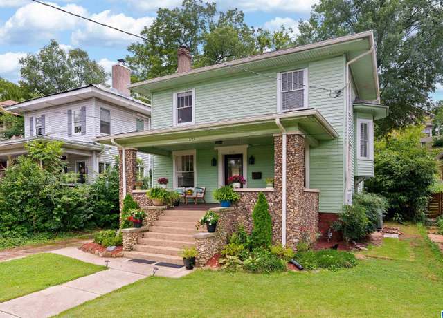 Property at 2125 15th Ave S, Birmingham, AL 35205, 3 beds, 1.5 baths