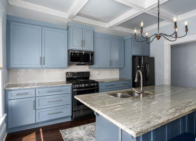 Property at 1730 Cullom St S, Birmingham, AL 35205, 5 beds, 3 baths