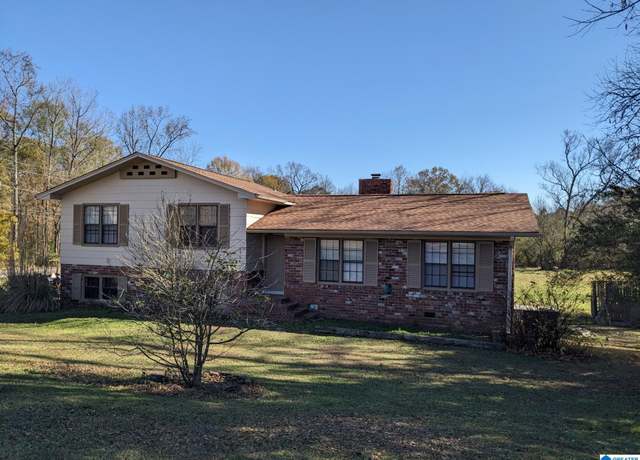 Property at 1974 County Road 39, Oneonta, AL 35121, 3 beds, 2 baths