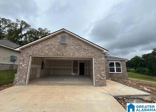 Property at 4 Skyline Loop, Eastaboga, AL 36260, 3 beds, 2 baths