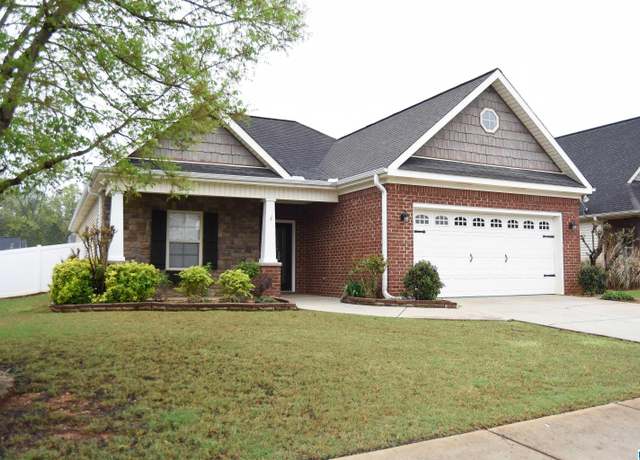 Property at 260 Coweta Trl, Oxford, AL 36203, 3 beds, 2 baths