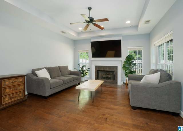 Property at 2036 Chelsea Park Bnd, Chelsea, AL 35043, 3 beds, 2 baths