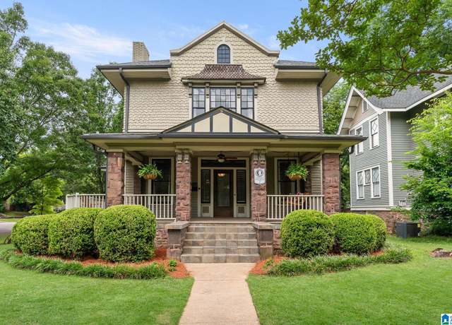 Property at 1426 16th St S, Birmingham, AL 35205, 3 beds, 2.5 baths
