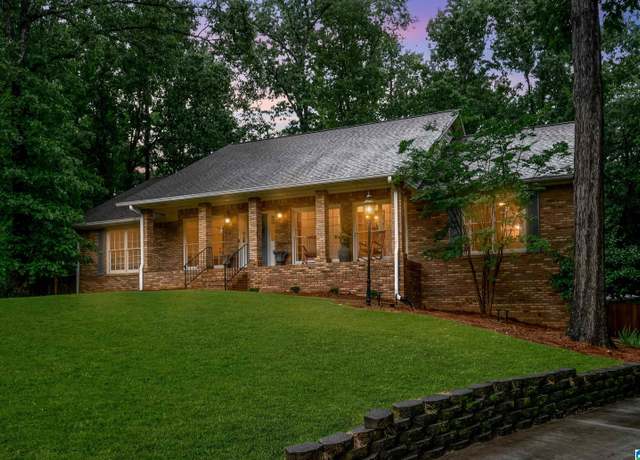 Property at 3204 Woodford Way, Birmingham, AL 35242, 3 beds, 3 baths