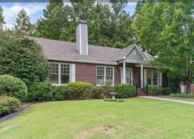 Property at 5064 Cherokee Woods Cir, Irondale, AL 35210, 3 beds, 2 baths