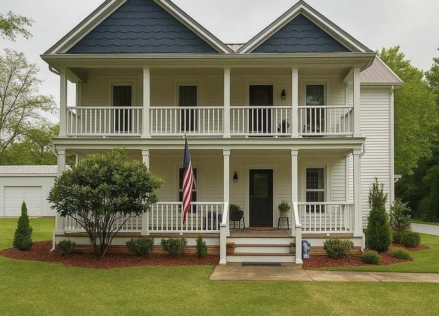 Property at 1864 Walnut St, Centreville, AL 35042, 4 beds, 2.5 baths