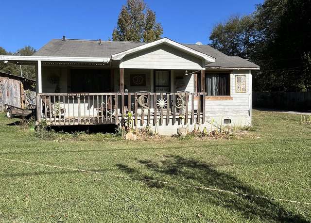 Property at 236 Shaw Ln, Sylacauga, AL 35150, 3 beds, 1 bath