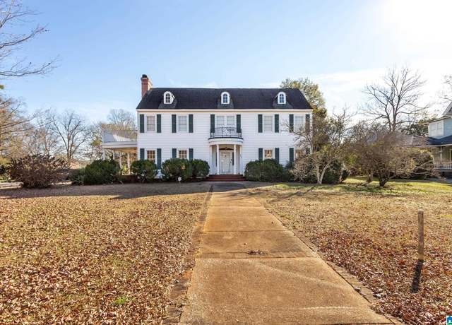 Property at 305 South St E, Talladega, AL 35160, 5 beds, 3 baths