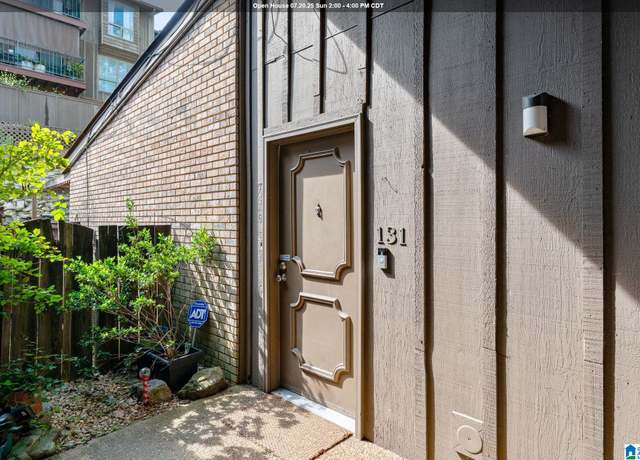 Property at 131 West Grn #131, Vestavia Hills, AL 35243, 1 bed, 1 bath