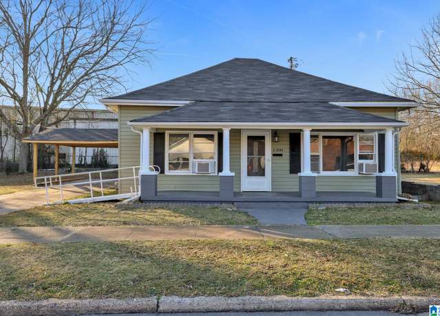 Property at 1534 Walnut Ave, Anniston, AL 36201, 4 beds, 2 baths
