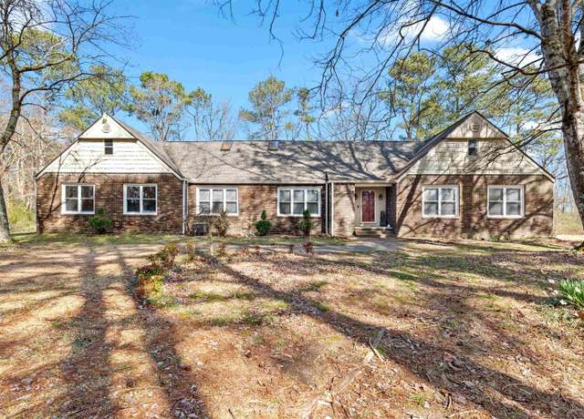 Property at 3606 Bethsaida Rd, Boaz, AL 35957, 6 beds, 3.5 baths