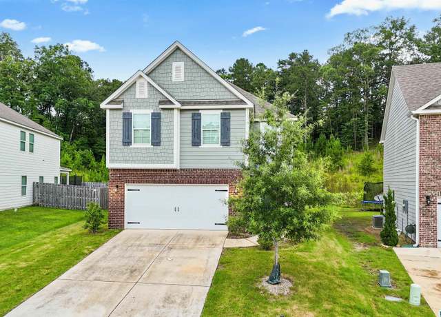 Property at 1144 Riviera Dr, Calera, AL 35040, 4 beds, 2.5 baths