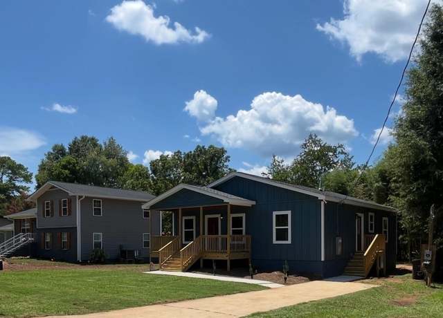 Property at 2716 Emerald Ave, Hueytown, AL 35023, 3 beds, 2 baths