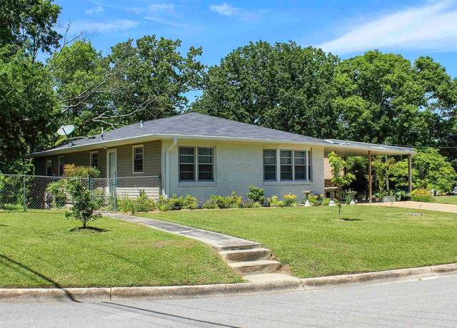 Property at 1208 Vine St, Anniston, AL 36207, 3 beds, 2 baths
