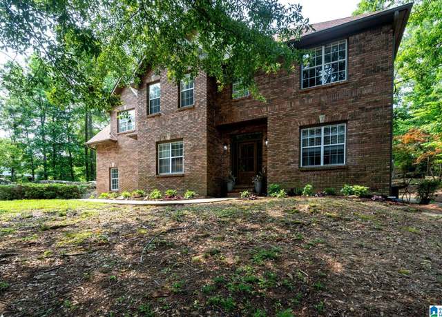 Property at 3518 Wynwood Dr, Birmingham, AL 35210, 4 beds, 2.5 baths