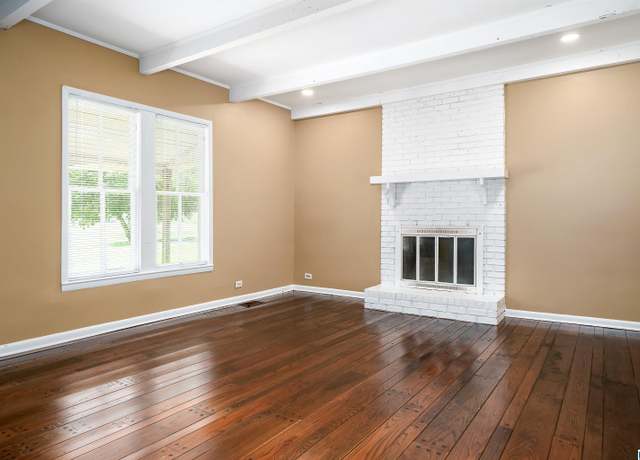 Property at 1221 4th Pl, Pleasant Grove, AL 35023, 2 beds, 1 bath