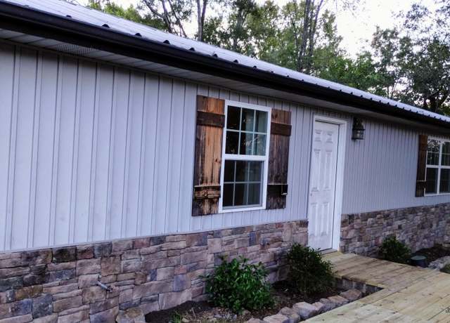 Property at 499 5th St, Ashville, AL 35953, 2 beds, 1 bath