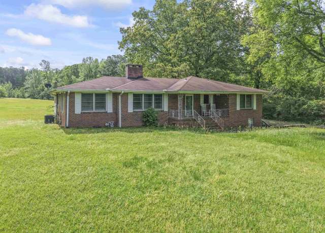 Property at 1629 Shannon Rd, Bessemer, AL 35022, 2 beds, 3 baths