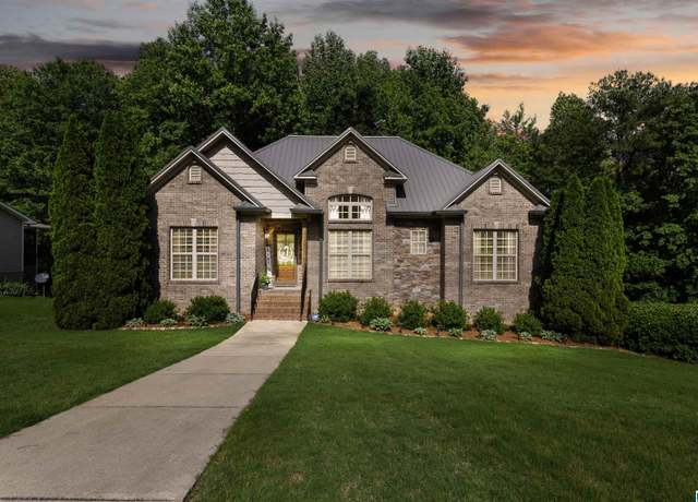 Property at 149 Poplar Dr, Odenville, AL 35120, 4 beds, 3 baths