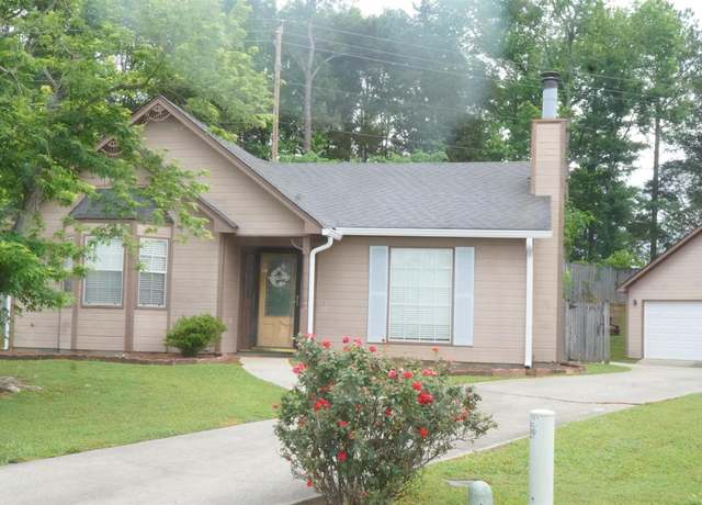 Property at 121 Park Place Way, Alabaster, AL 35007, 3 beds, 2 baths