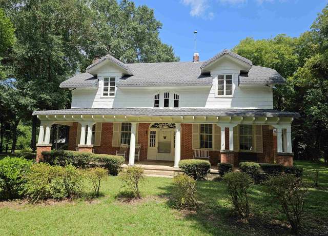 Property at 4330 Coosada Rd, Millbrook, AL 36054, 4 beds, 2 baths