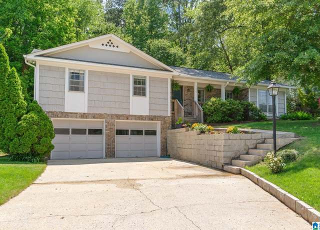 Property at 3450 Heather Ln, Hoover, AL 35216, 3 beds, 2 baths