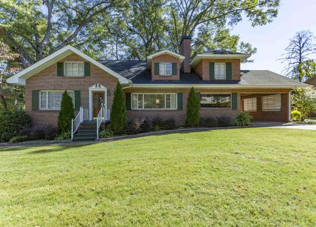 Property at 1817 N 29th Ave, Hueytown, AL 35023, 4 beds, 2 baths