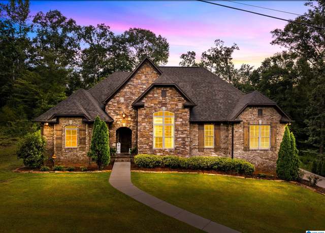 Property at 60 Highland View Dr, Riverside, AL 35135, 3 beds, 3.5 baths