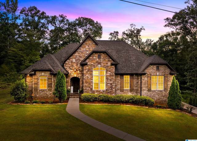 Property at 60 Highland View Dr, Riverside, AL 35135, 3 beds, 3.5 baths