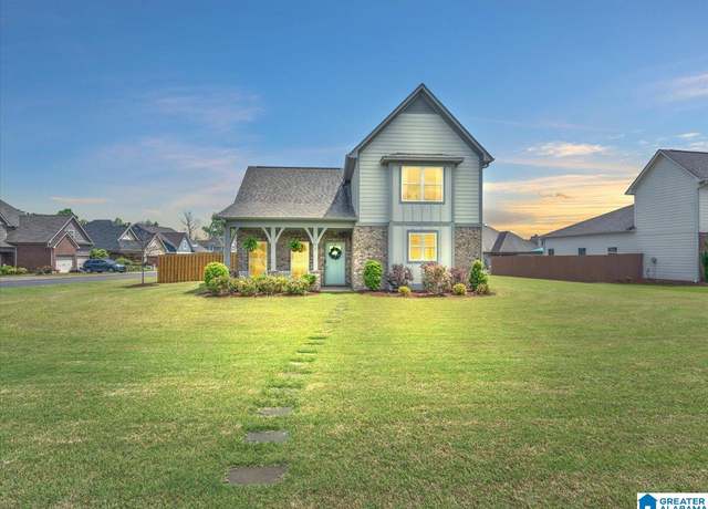 Property at 305 Shelby Farms Ln, Alabaster, AL 35007, 3 beds, 2.5 baths