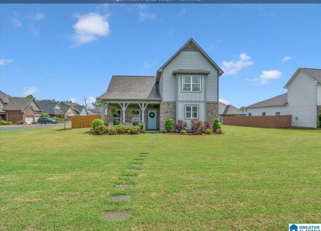 Property at 305 Shelby Farms Ln, Alabaster, AL 35007, 3 beds, 2.5 baths