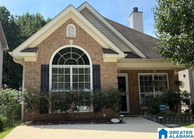 Property at 263 Forest Lake Dr, Sterrett, AL 35147, 2 beds, 2 baths