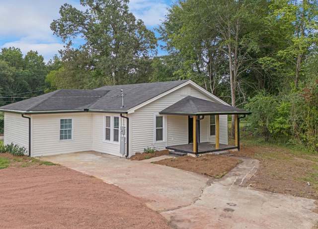 Property at 9114 Camp Oliver Rd, Bessemer, AL 35023, 3 beds, 2 baths