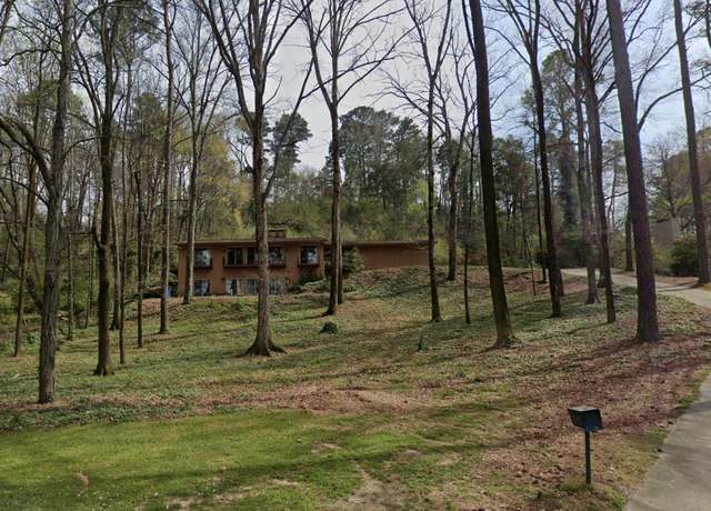 Property at 1729 S Lakeshore Dr, Vestavia Hills, AL 35216, 3 beds, 2.5 baths