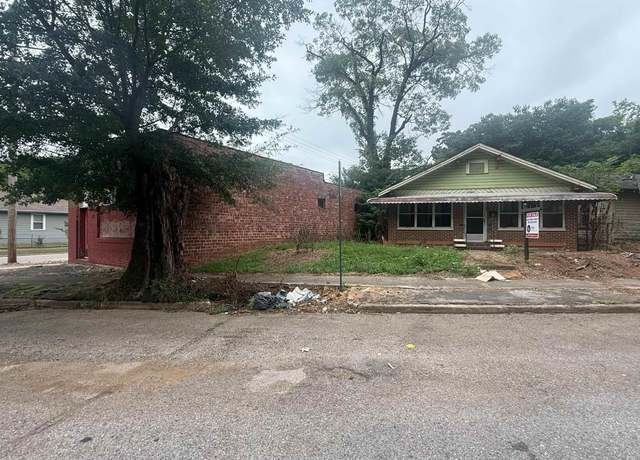 Property at 1265 Etowah St, Tarrant, AL 35217, 3 beds, 1 bath