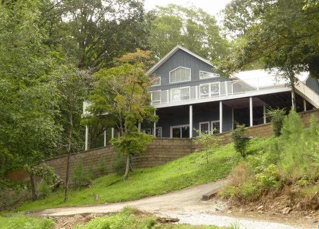 Property at 310 Creek Run Rd, Wedowee, AL 36278, 5 beds, 3.5 baths