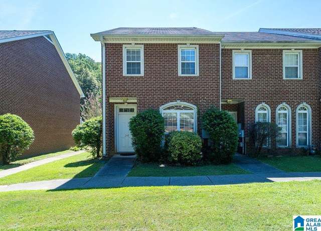 Property at 248 Sheffield Ct, Hoover, AL 35226, 2 beds, 2.5 baths