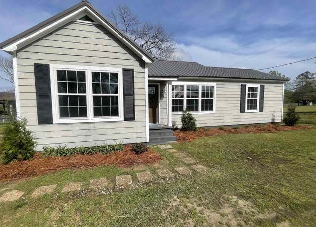 Property at 295 Alabama Ave, Thorsby, AL 35171, 3 beds, 2 baths