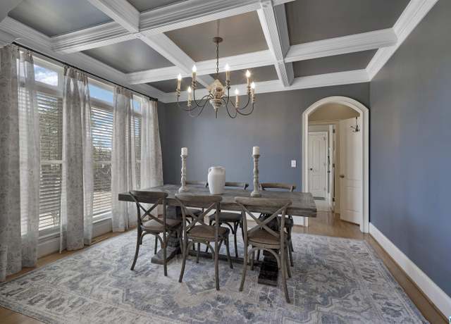 Property at 1027 Williams Trce, Birmingham, AL 35242, 5 beds, 4.5 baths