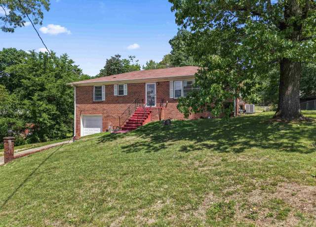 Property at 228 23rd Ter NW, Center Point, AL 35215, 3 beds, 1.5 baths