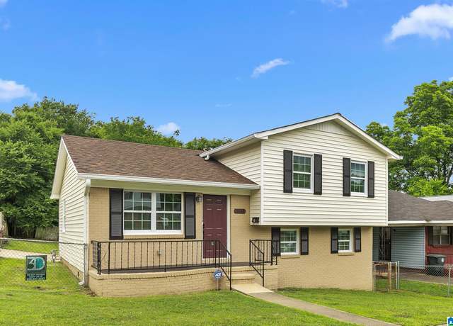 Property at 1712 34th Pl N, Birmingham, AL 35234, 3 beds, 2 baths