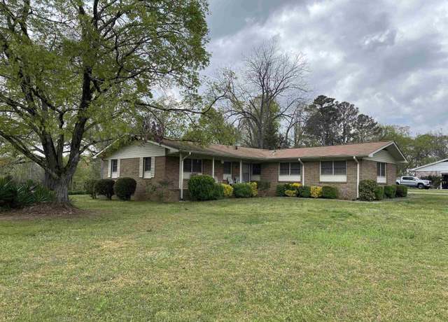 Property at 3634 Brock Hill Dr, Hokes Bluff, AL 35903, 3 beds, 3 baths
