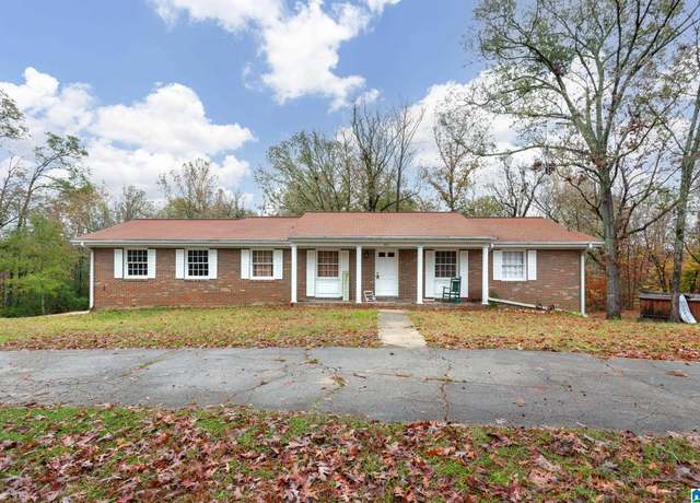 Property at 250 J St, Ohatchee, AL 36271, 3 beds, 2 baths