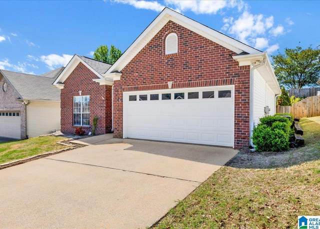 Property at 1055 Windsor Pkwy, Moody, AL 35004, 3 beds, 2 baths