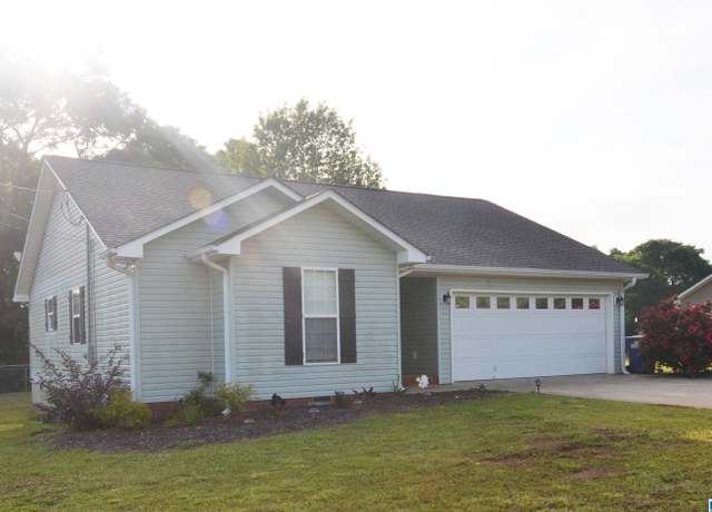 Property at 7650 Al Highway 9, Anniston, AL 36207, 3 beds, 2 baths