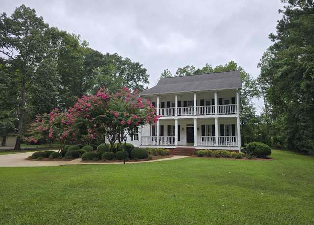 Property at 180 Canterberry Ln, Gadsden, AL 35901, 3 beds, 2.5 baths