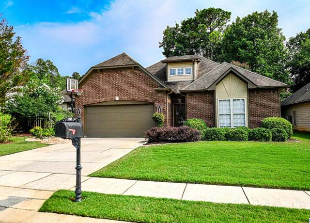 Property at 1182 Eagle Dr, Alabaster, AL 35114, 3 beds, 2 baths
