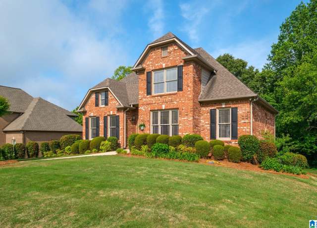 Property at 1026 Highland Park Pl, Birmingham, AL 35242, 4 beds, 3.5 baths