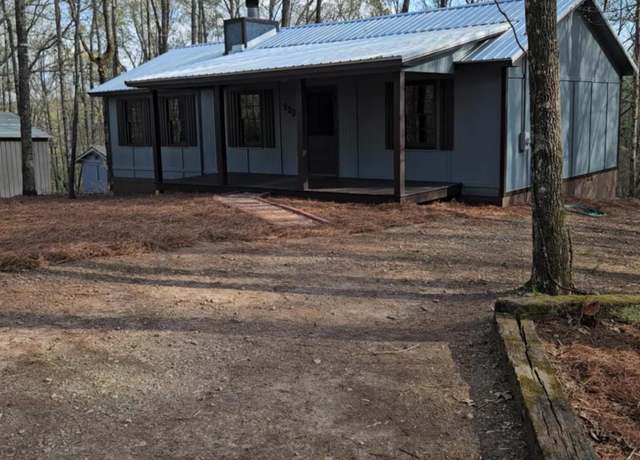 Property at 223 Dogwood Ln, Lineville, AL 36266, 3 beds, 2 baths